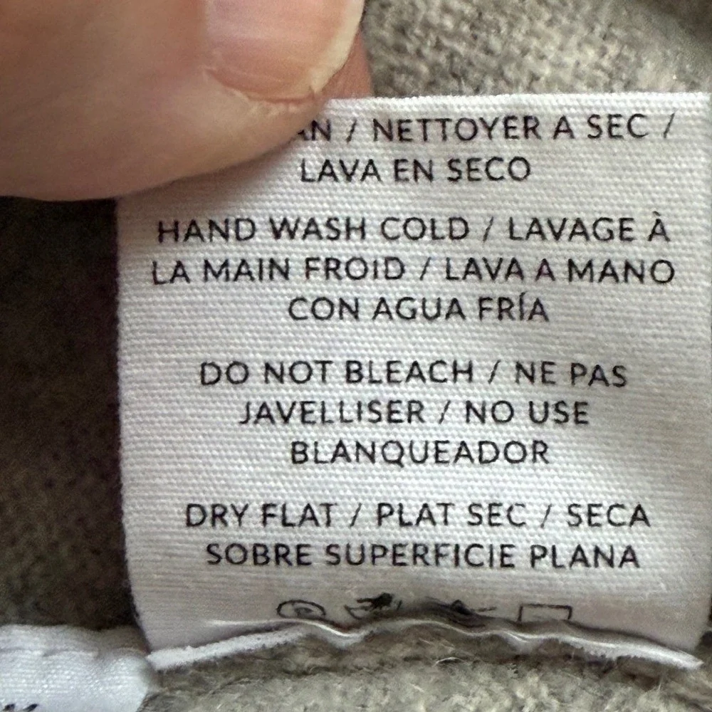 Mens‎ Cashmere Crewneck Sweater M Heather Grey Minimalist Quiet Luxury Office